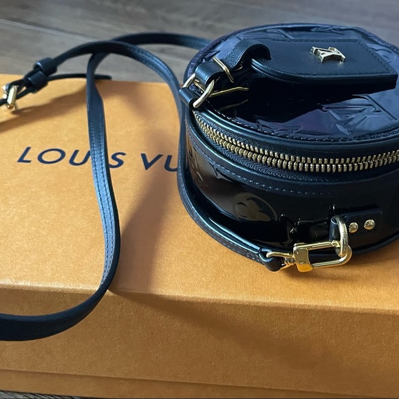 LOUIS VUITTON-AUTHENTIC Black Patent Leather Vernis Mini Boite Chapeau Handbag - Picture 14 of 16